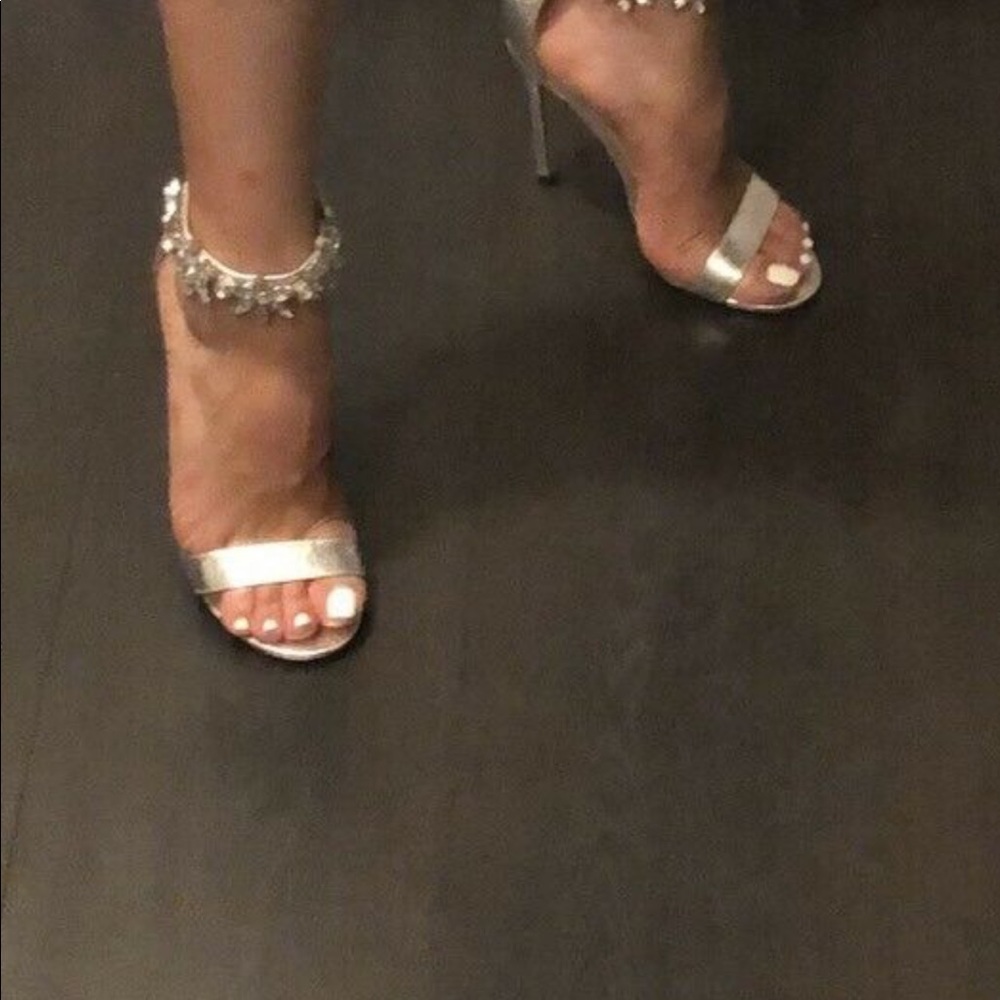 Shoes - Picture 9 of 10